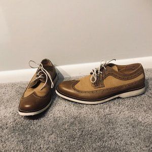 G.H. Bass & Co Brown & Tan Men’s Lace Up Shoes 9.5